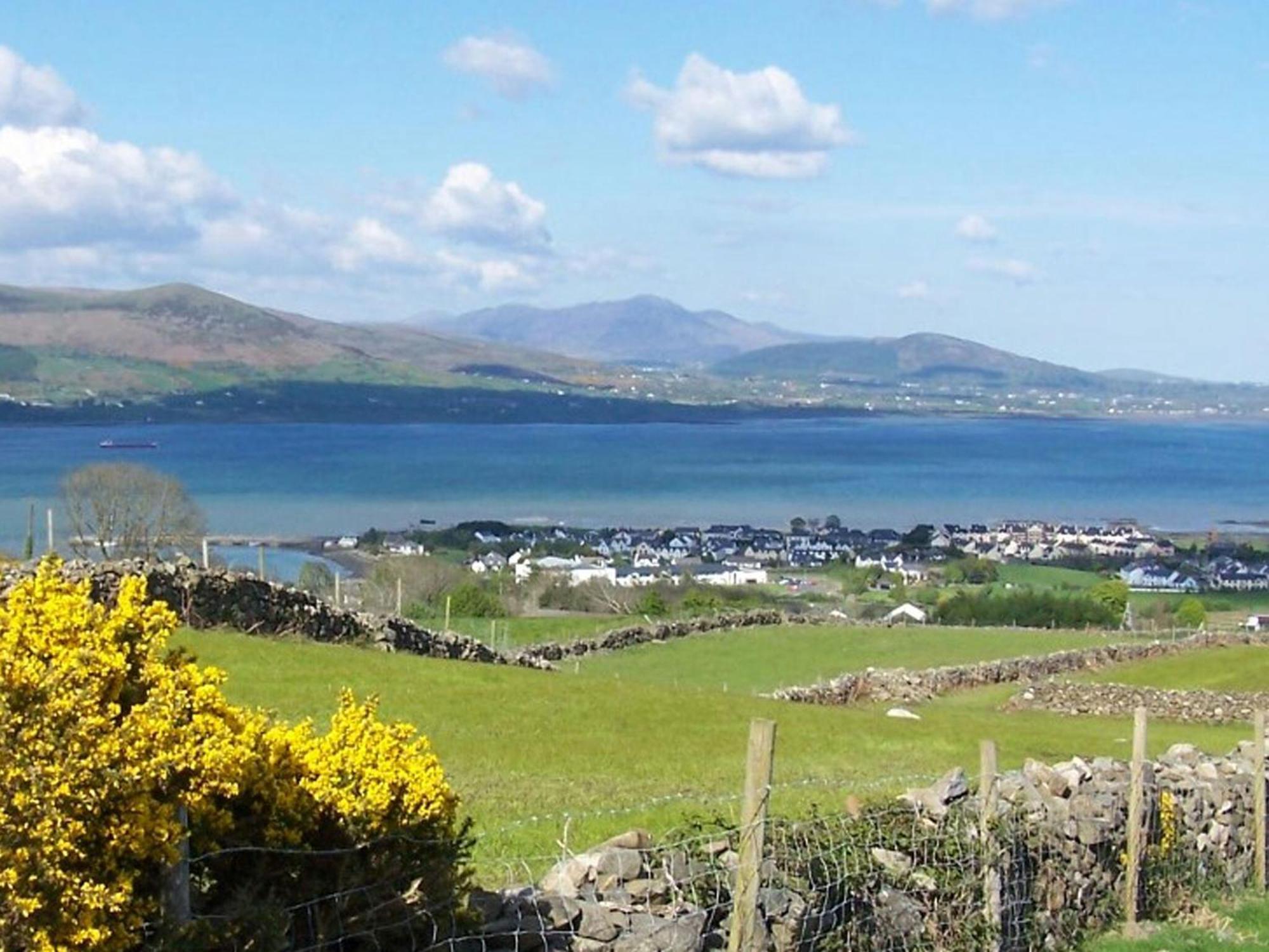 The Oystercatcher Lodge Carlingford Exterior photo